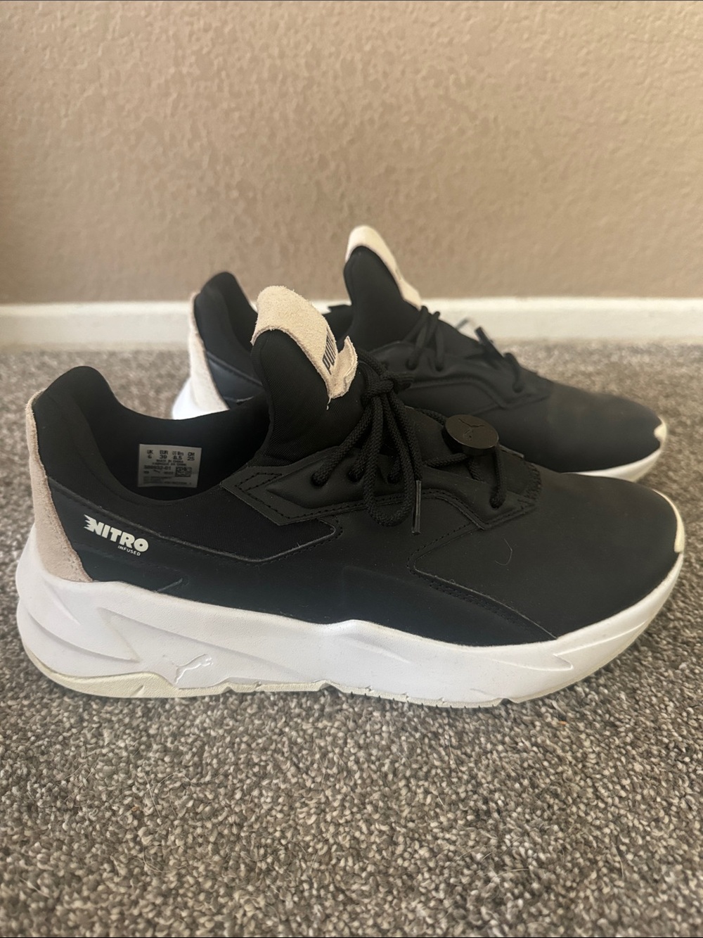 Women’s puma, tennis shoes, nitro infused size 8 1/2